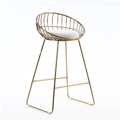 Lüks karşı yükseklik çubuğu tabureleri